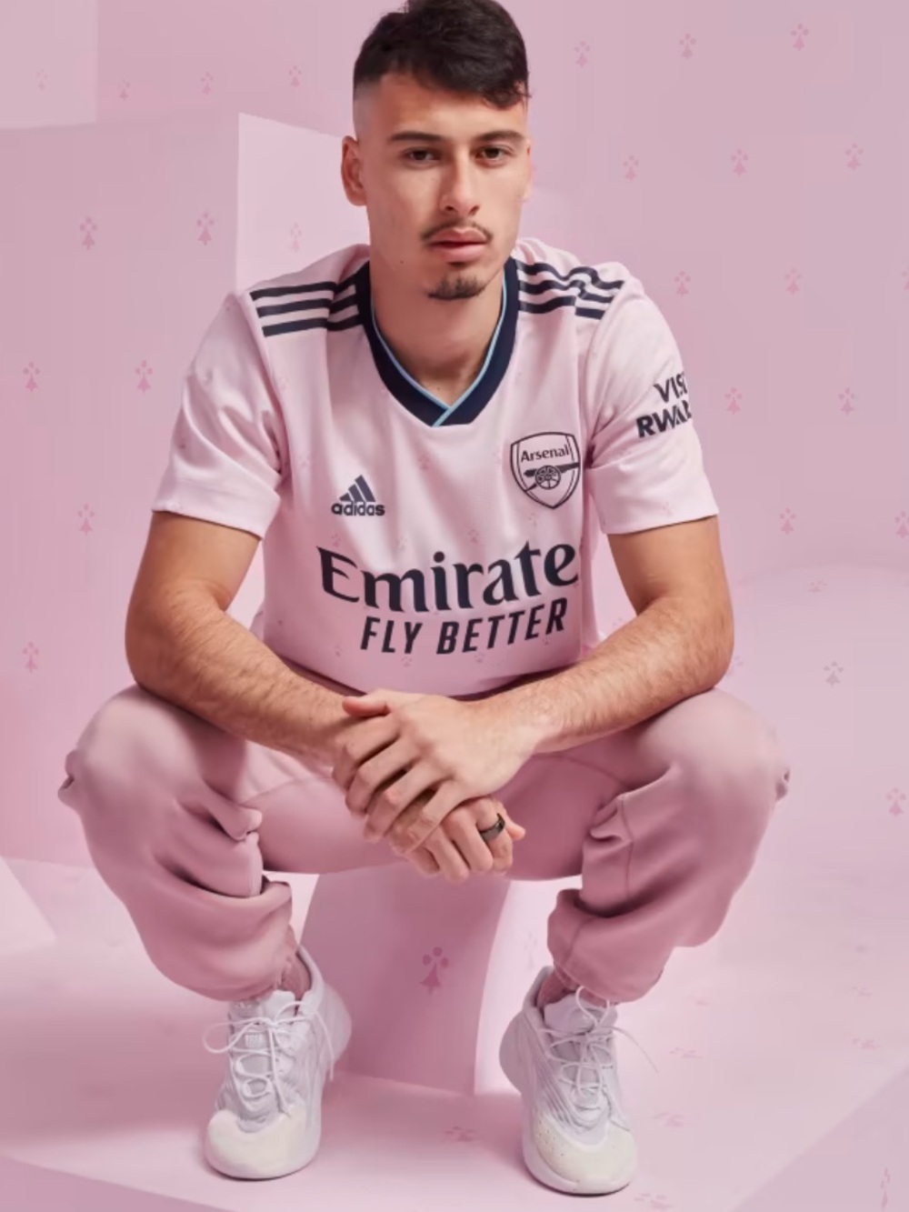 ARSENAL AUTHENTIC JERSEY- adidas
(supporter version, no 11) - Picture 4 of 16